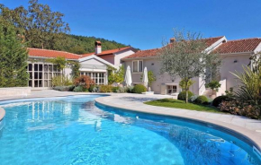 Beautiful Villa Zita with pool in Pican
